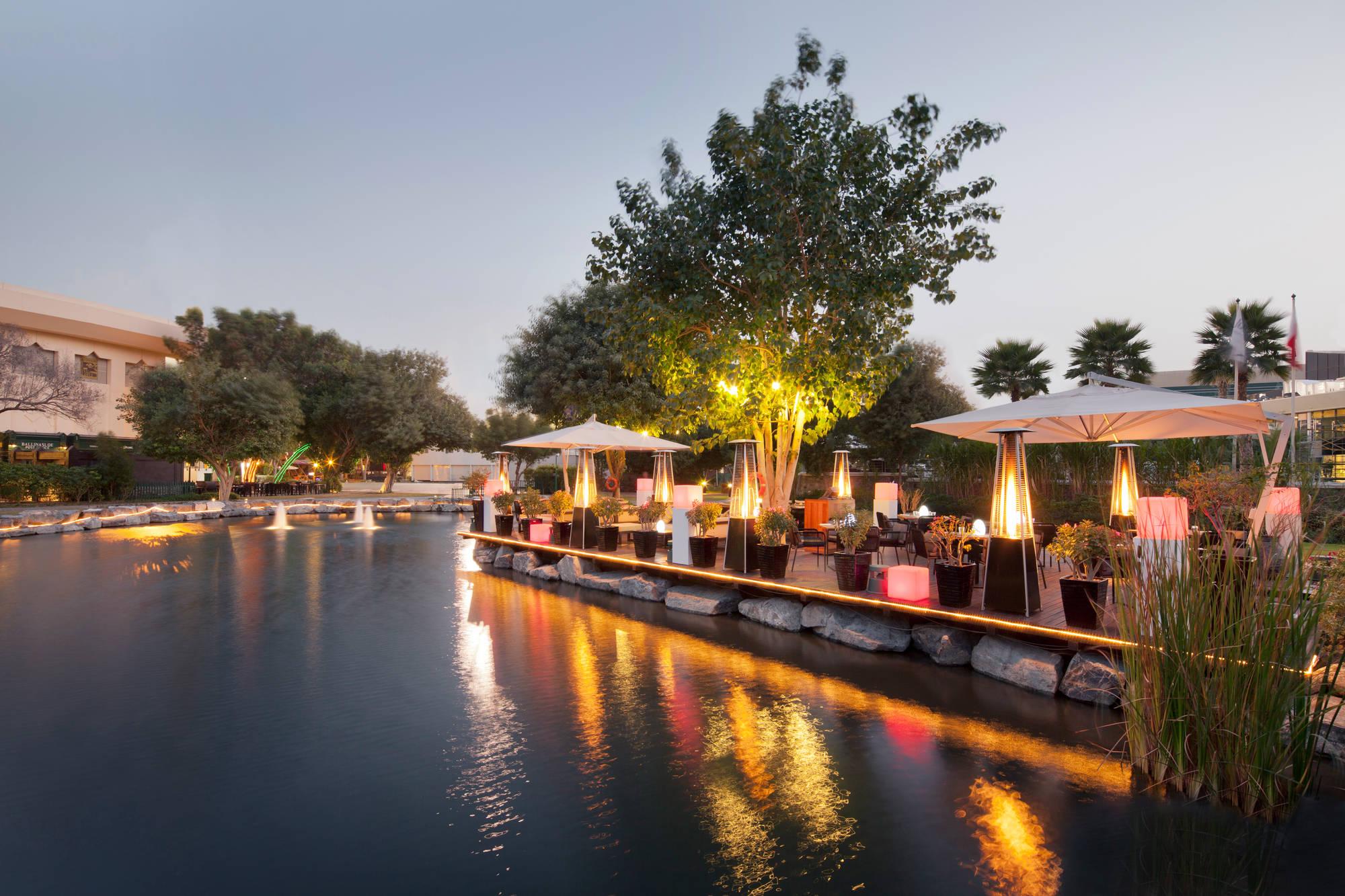 朱美拉河畔酒店 迪拜 外观 照片